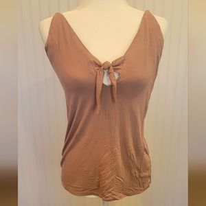Bke size lg tan tank top with front knot